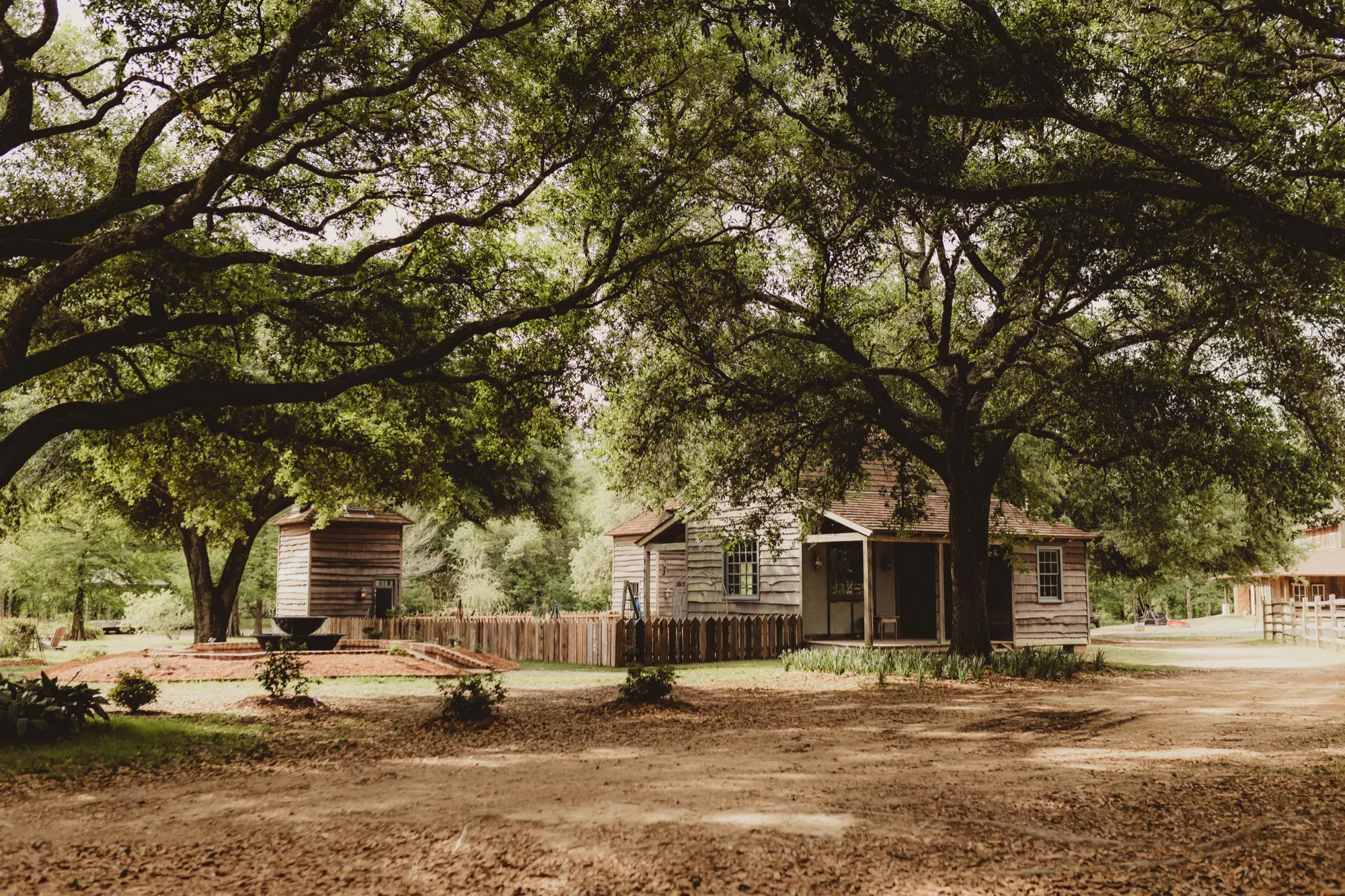 Fence installation work by Southland Fence Co., serving Sunset, Louisiana